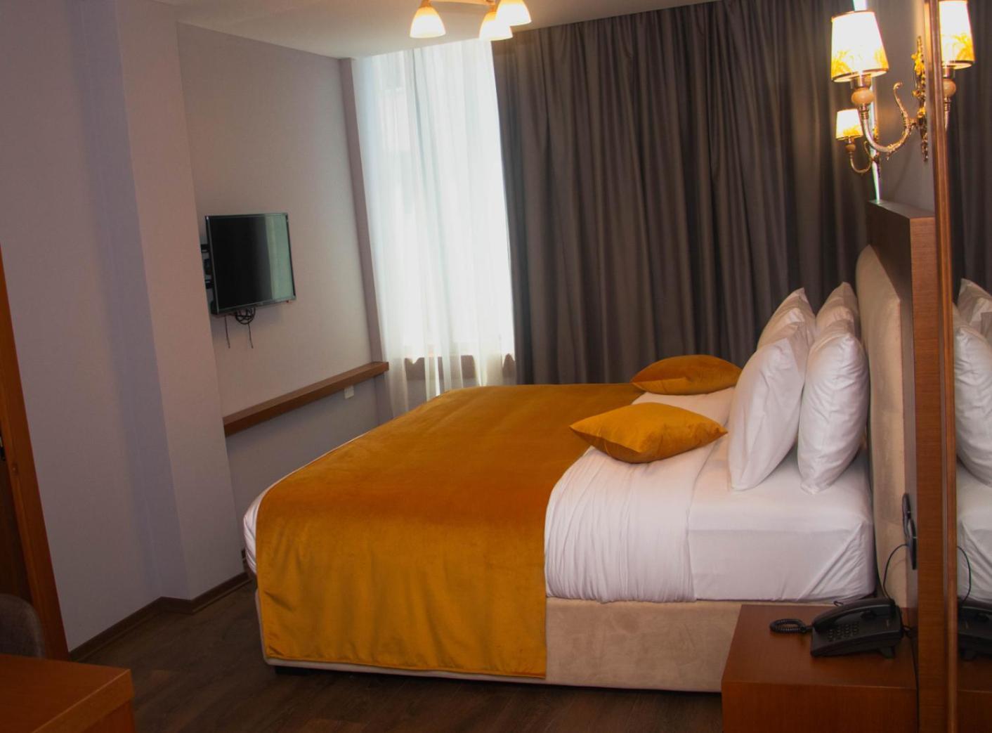 Albanopolis Hotel Tiran Dış mekan fotoğraf