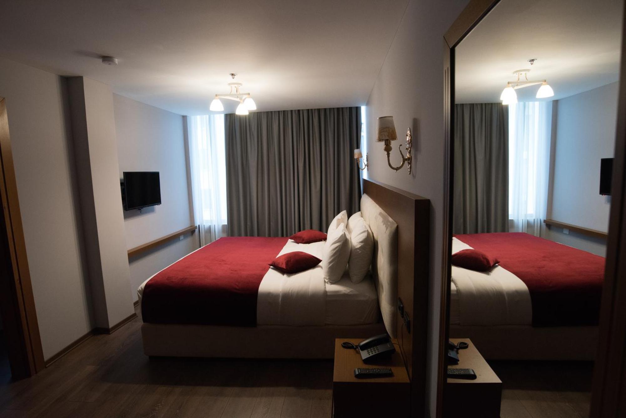 Albanopolis Hotel Tiran Dış mekan fotoğraf