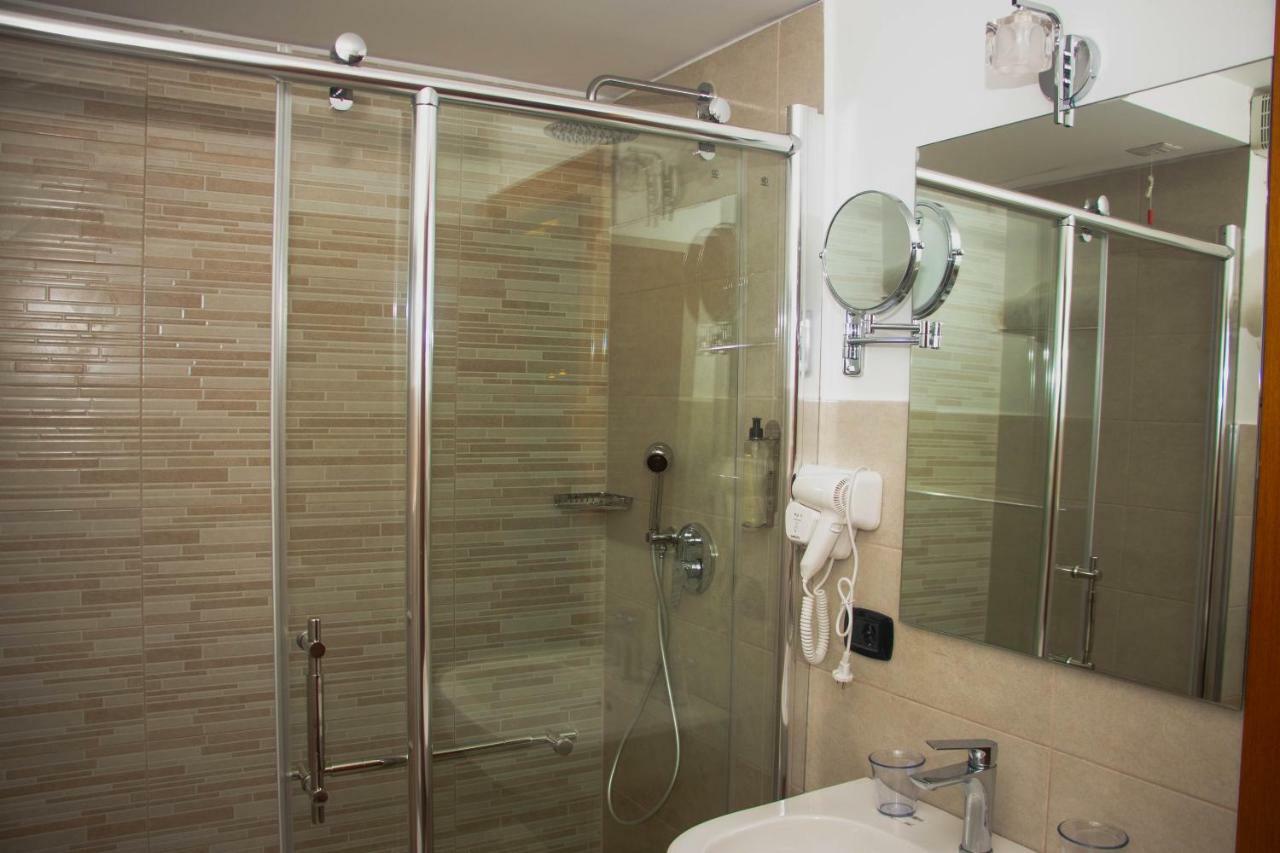 Albanopolis Hotel Tiran Dış mekan fotoğraf