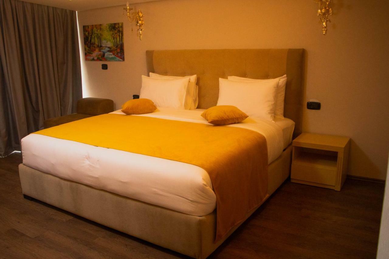 Albanopolis Hotel Tiran Dış mekan fotoğraf