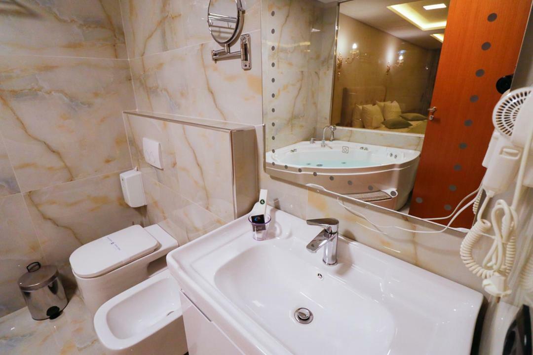 Albanopolis Hotel Tiran Dış mekan fotoğraf